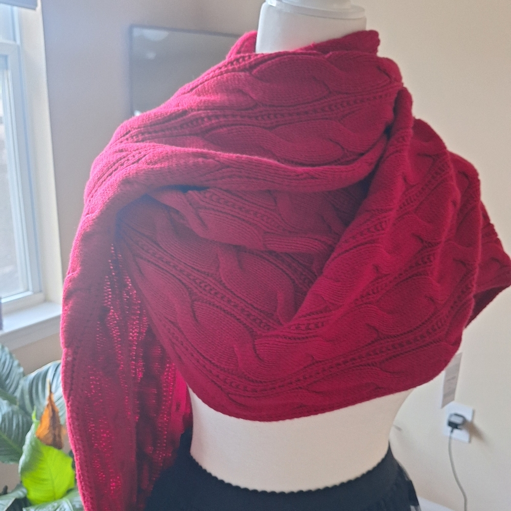 Lands End Red Cable Knit Scarf - Picture 5 of 9